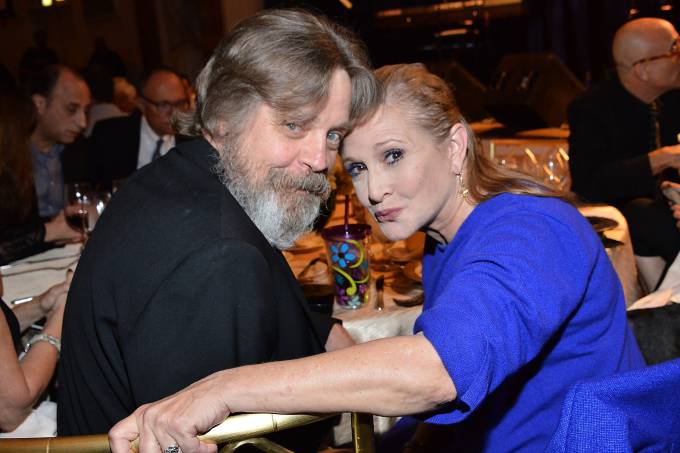 O ator lembrou que conheceu Fisher quando ela tinha apenas 19 anos, pouco antes de rodar o primeiro filme de "Star Wars"