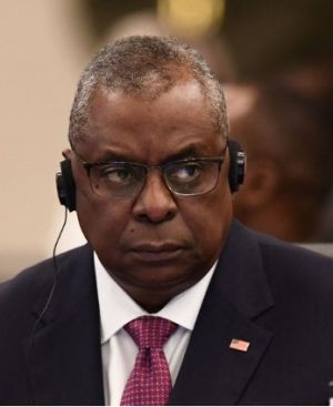 Secretário de Defesa dos EUA discursa no Arquivo Histórico de Angola
